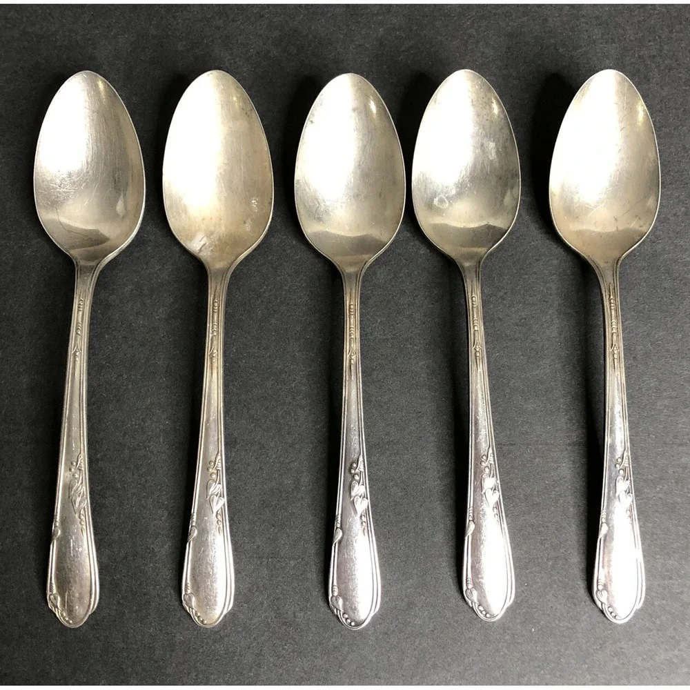 Antique WM A Rogers Oneida MEADOWBROOKE Teaspoons Silverplate No Monos Set of 5